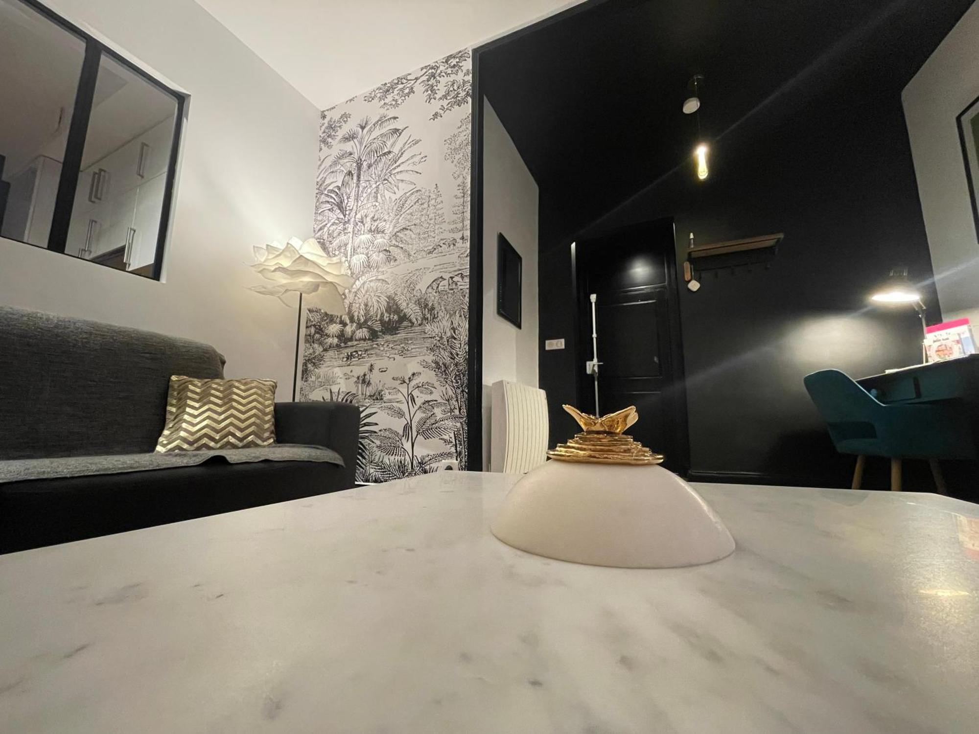 Le Relais Des Cordeliers Apartment Nancy Luaran gambar